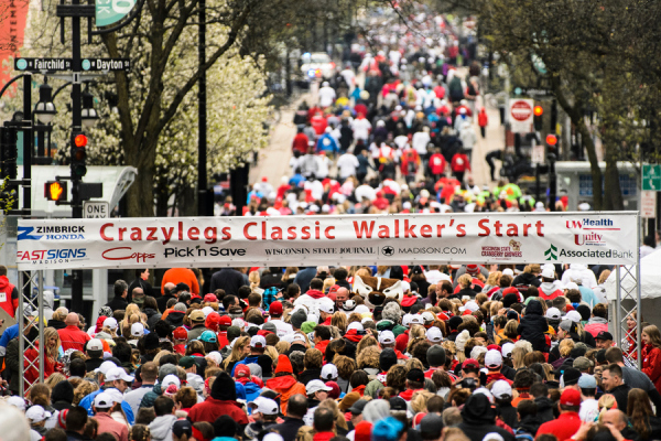 runners starting the crazylegs classic