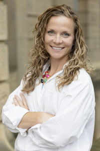 headshot photo of Jessica Rein