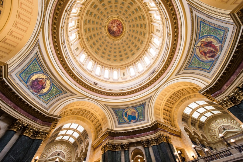 interior shot of the capitol rotunda