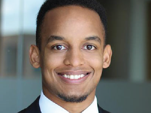 Ray Feliz '18 Shares His Journey as an Immigration Attorney