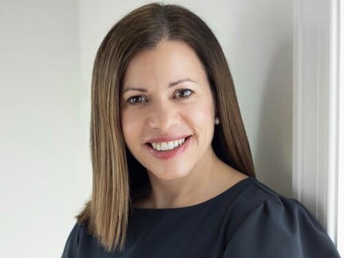 Photo of Jennifer Petterson.