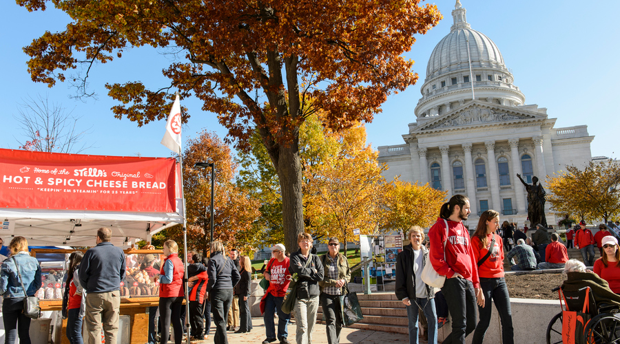 farmer's market at the capitol
